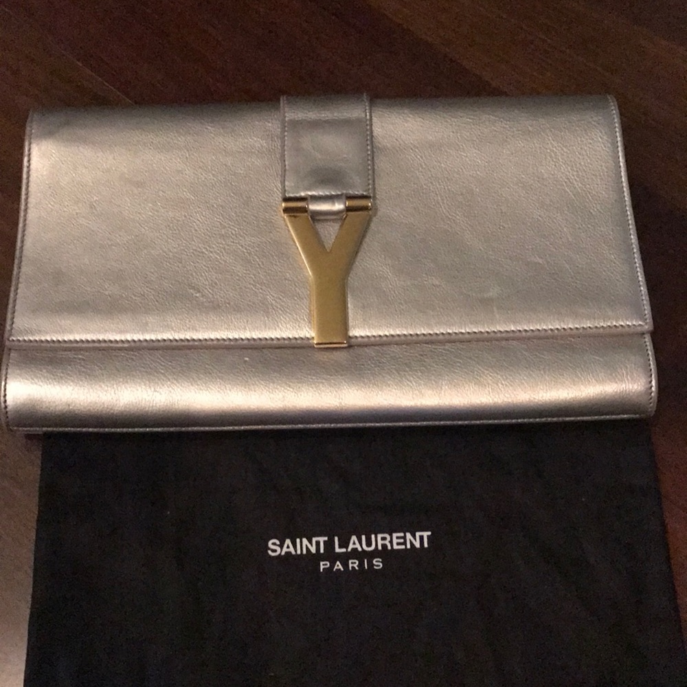 SAINT LAURENT Calfskin Classic Y Ligne Clutch